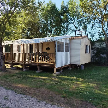 Campsite Au Vent Des Marais Longeville-sur-Mer